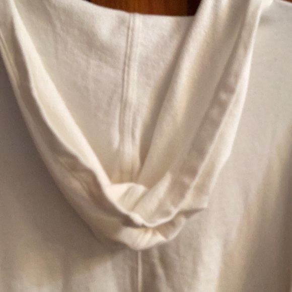 Old Navy hooded pull over light material cream colored size large - Picture 2 of 10